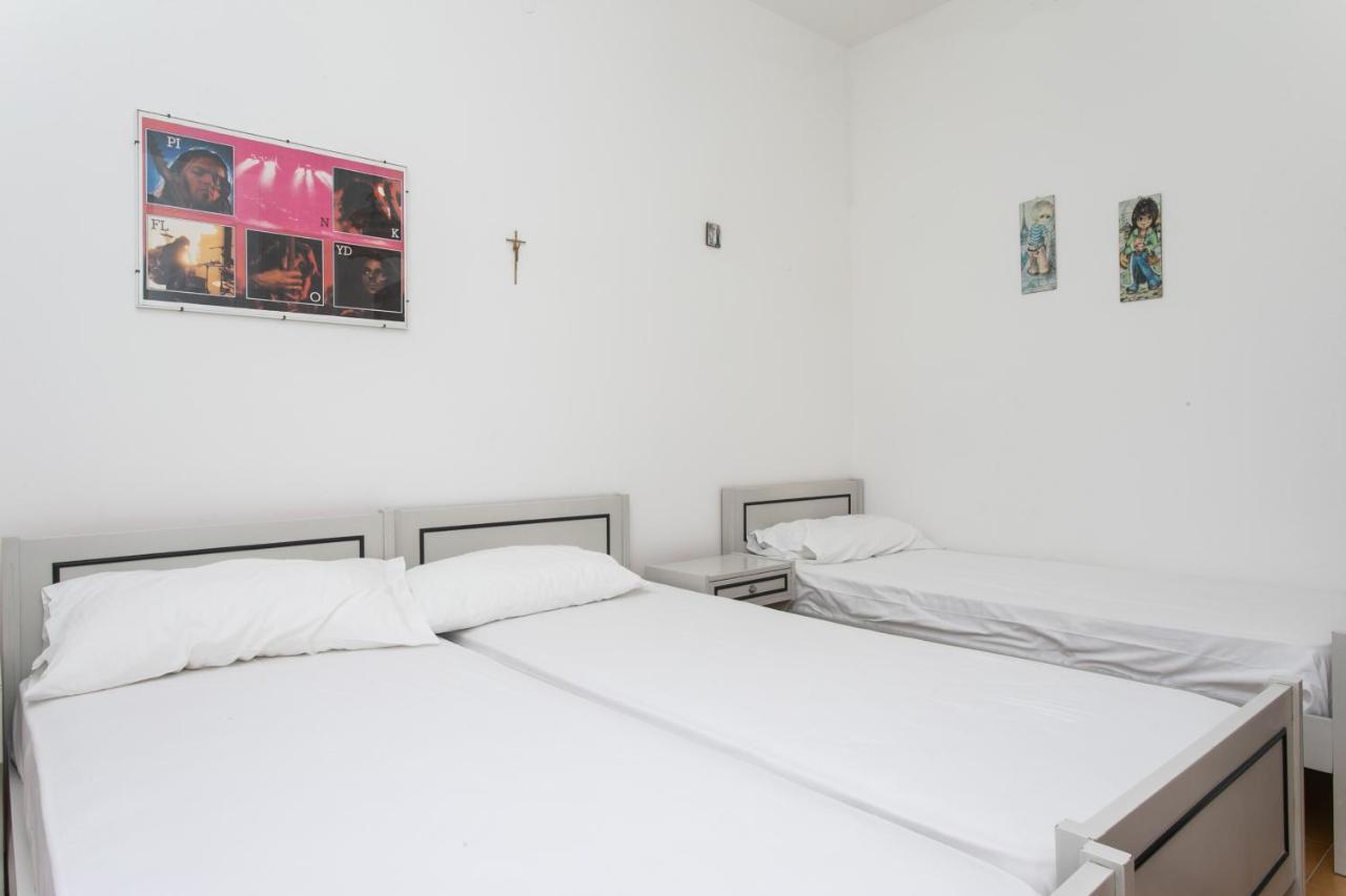 M121 - Marcelli, Trilocale Con Terrazzo A 200Mt Dal Mare Apartamento Exterior foto